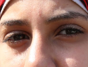 Trek weg uit uw land, uw stam en uw familie